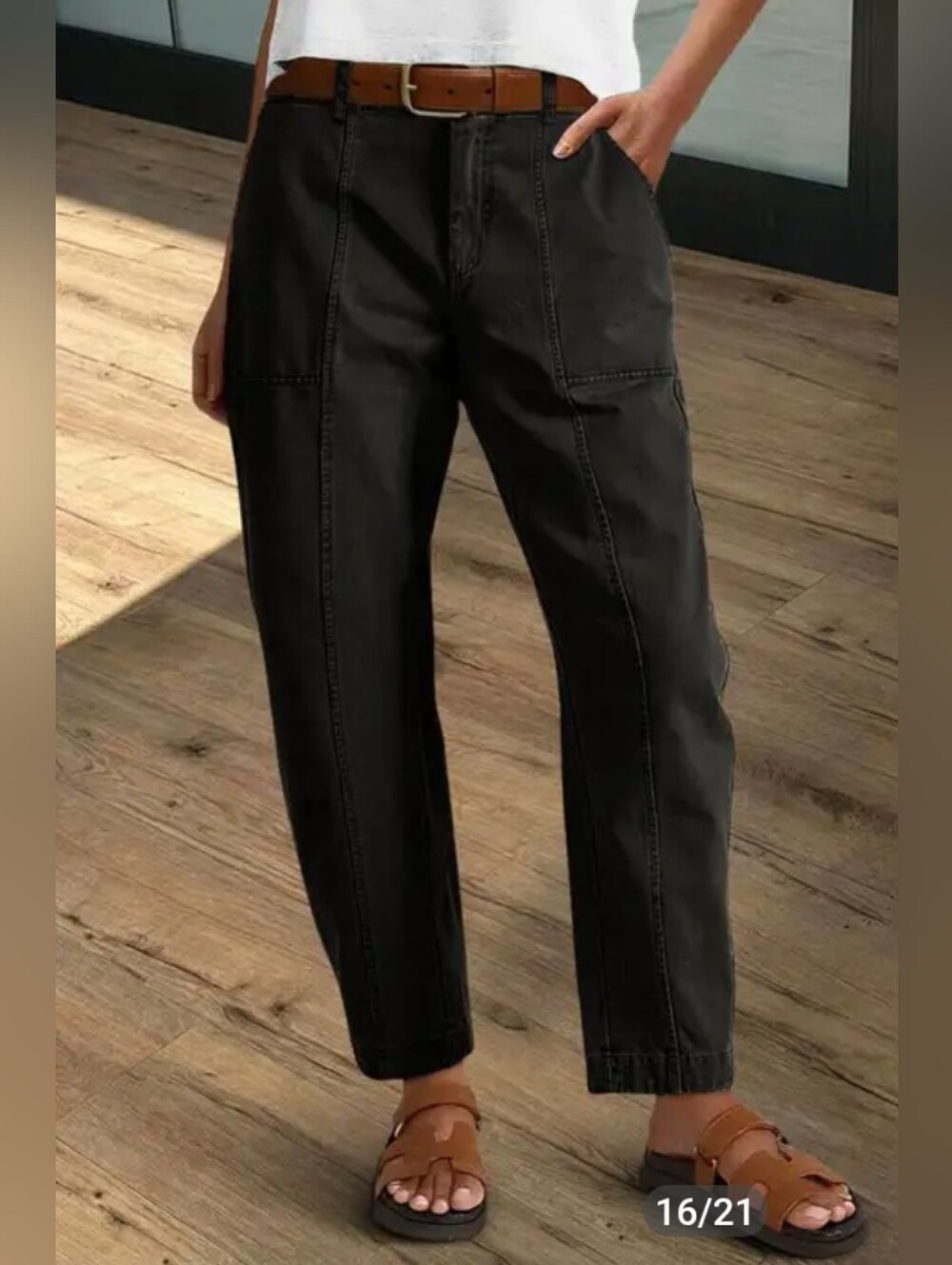 Black Cropped Utility Pants - Classic Everyday Style